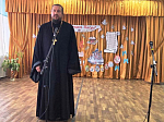 Воспитанникам Руднянской школы-интернат переданы подарки от благотворительного фонда