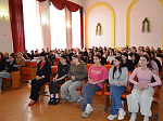 Священнослужитель провел просветительскую встречу со студентами Павловского филиала Губернского педагогического колледжа