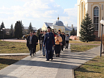 Епископ Россошанский и Острогожский Дионисий принял участие в мастер-классе по изготовлению «жаворонков»