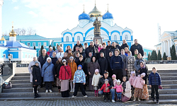 Приход храма Вознесения Господня города Калач совершил паломническую поездку к святыням Липецкой митрополии
