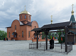 В Неделю 6-ю по Пасхе, о слепом, епископ Дионисий совершил Божественную литургию в Воскресенском соборе Белогорского мужского монастыря