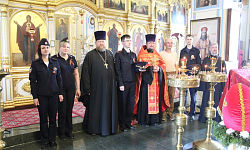 В Свято-Тихоновском соборном храме города Острогожска состоялись богослужения, посвященные Дню Великой Победы