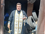 Благочинный Калачеевского церковного округа поддержал волонтеров Пригородного сельского поселения