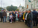 Духовенство и жители Калачеевского, Воробьевского и Петропавловского районов приняли участие в воронежском общегородском крестном ходе