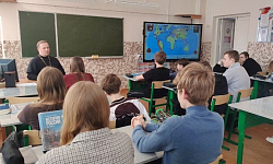 Настоятель Преображенского храма провел духовную беседу для учащихся Заболотовской школы