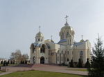 В праздник Входа Господня в Иерусалим епископ Дионисий совершил Божественную литургию в Ильинском кафедральном соборе Россоши