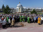 В праздник Входа Господня в Иерусалим глава Россошанской епархии совершил Литургию в Свято-Ильинском кафедральном соборе города Россоши