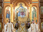 Глава Воронежской митрополии с собором духовенства совершил Божественную литургию в Благовещенском кафедральном соборе