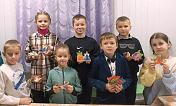 В воскресной школе при храме Александра Невского города Калач проведен мастер-класс «Николины сувениры»