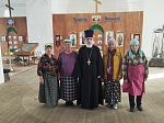 В храме Преображения Господня села Заброды Калачеевского района поздравили педагогов из числа прихожан храма с Днем учителя
