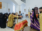 В Неделю 19-ю по Пятидесятнице епископ Дионисий совершил Божественную литургию в Воскресенском соборе Белогорского мужского монастыря