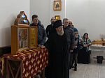 Епископ Дионисий совершил воскресное богослужение в Воскресенском соборном храме Белогорского мужского монастыря
