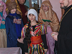 Детские поздравления зазвучали для постояльцев Новокалитвянского дома престарелых