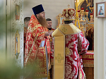 Преосвященнейший епископ Дионисий совершил Божественную литургию в Костомаровском монастыре