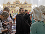 В день престольного праздника Архипастырь совершил Божественную литургию в храме Всемилостивого Спаса города Россошь