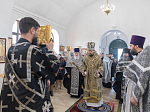 В Великий понедельник епископ Дионисий совершил литургию Преждеосвященных Даров в храме преподобного Сергия, игумена Радонежского, п.г.т. Подгоренский