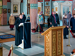 Россошанцы приобщились Святых Таинств за литургией Преждеосвященных Даров