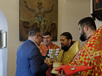 В понедельник Светлой седмицы епископ Дионисий совершил Литургию в храме Покрова Пресвятой Богородицы города Павловска