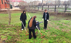 Пасхальный субботник в храмах Каменского благочиния