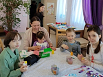 В Духовно-просветительском центре имени святителя Тихона Задонского города Острогожска провели мастер‑классы «Пасхальный сувенир»