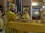 В Неделю о блудном сыне епископ Дионисий совершил Божественную литургию в Свято-Ильинском кафедральном соборе города Россошь