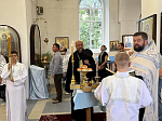 В предпразднство Успения Пресвятой Богородицы в Казанском храме города Павловска совершены всенощное бдение и чин Погребения