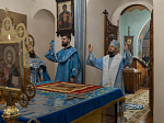 Архипастырь возглавил торжественное Богослужение в храме Покрова Пресвятой Богородицы города Павловска