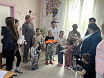 Маленьких пациентов Россошанской ЦРБ поздравили с Днем защиты детей