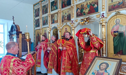 В храме иконы Божией Матери «Казанская» с. Коротояк (Покровка) соборно совершена Божественная литургия