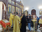 В Неделю 8-ю по Пятидесятнице епископ Дионисий совершил Божественную литургию в Воскресенском соборе Белогорского мужского монастыря
