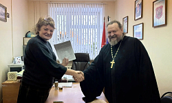 Между Приходом Михайловского храма и МКОУ СОШ №8 города Острогожска подписано соглашение о сотрудничестве в сфере образования