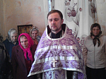В Великую Пятницу иерей Алексий Жиляев совершил чин выноса святой Плащаницы на окормляемых приходах