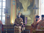 Правящий Архиерей возглавил служение Божественной литургии в храме святых апостолов Петра и Павла районного центра Репьевка