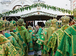 В канун праздника обретения мощей прп. Сергия Радонежского епископ Дионисий сослужил Патриарху Кириллу за всенощным бдением в Троице-Сергиевой лавре