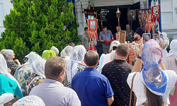 В храме святого великомученика и целителя Пантелеимона села Пришиб состоялись торжества, посвященные престольному празднику храма