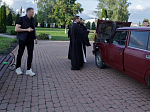 Преосвященнейший Дионисий, епископ Россошанский и Острогожский, освятил технику по просьбе участников специальной военной операции