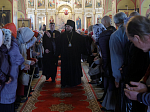 Епископ Россошанский и Острогожский Дионисий возглавил Божественную литургию в храме Архистратига Божия Михаила города Острогожска