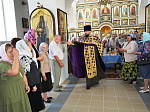 Праздничное богослужение в честь Изнесения Честных Древ Животворящего Креста Господня в Казанском храме города Павловска