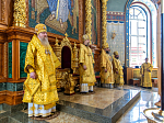 Торжественное соборное богослужение в праздник Собора Воронежских святых было совершено в Благовещенском кафедральном соборе города Воронежа