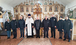 В Острогожском благочинии почтили память сотрудников органов внутренних дел РФ, погибших при выполнении служебных обязанностей