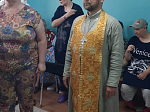 Духовная поддержка: священник посетил Кантемировский центр реабилитации и социализации