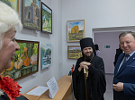 Епископ Дионисий принял участие в открытии выставки картин «Покров Пречистой над землей Воронежской» в Молодежном центре г. Россошь
