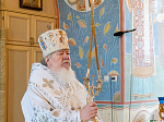 Глава Воронежской митрополии с архипастырским визитом посетил Алексиево-Акатов женский монастырь г. Воронежа