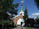 Преосвященнейший Дионисий, епископ Россошанский и Острогожский, совершил всенощное бдение в храме святых апостолов Петра и Павла села Петропавловка