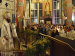 В Рождественскую ночь епископ Андрей возглавил богослужение в главном храме Россошанской епархии