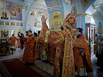 В субботу Светлой седмицы епископ Дионисий совершил Литургию в храме Успения Пресвятой Богородицы города Калач