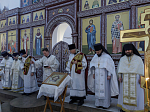 Преосвященнейший епископ Дионисий возглавил служение Божественной литургии в Воскресенском соборе Белогорского мужского монастыря