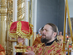 Правящий Архиерей возглавил служение Божественной литургии в храме святых апостолов Петра и Павла районного центра Репьевка