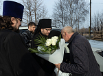 В пятницу 2-й седмицы Великого поста правящий архиерей совершил Литургию Преждеосвященных Даров в Казанском храме с. Гнилое