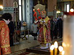 В праздник Светлого Христова Воскресения Преосвященнейший епископ Дионисий совершил Пасхальную великую вечерню в Свято-Ильинском кафедральном соборе г. Россоши